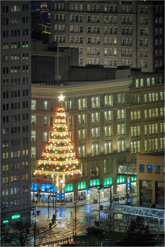 Bright-Lights-On-Stanwix---Penn.jpg