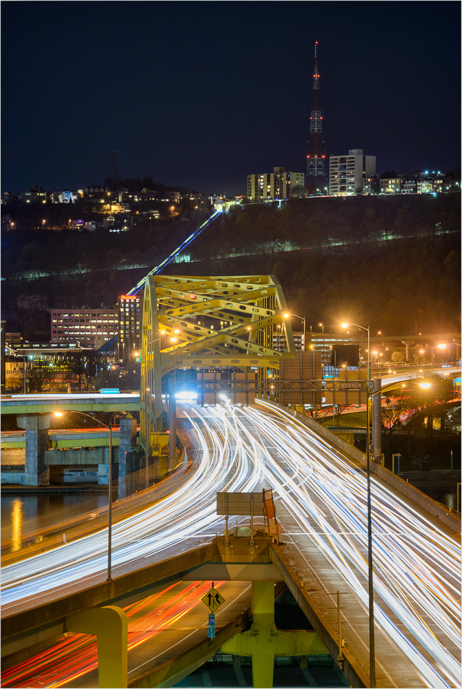 Streaks-On-The-Duquesne-Crossing.jpg