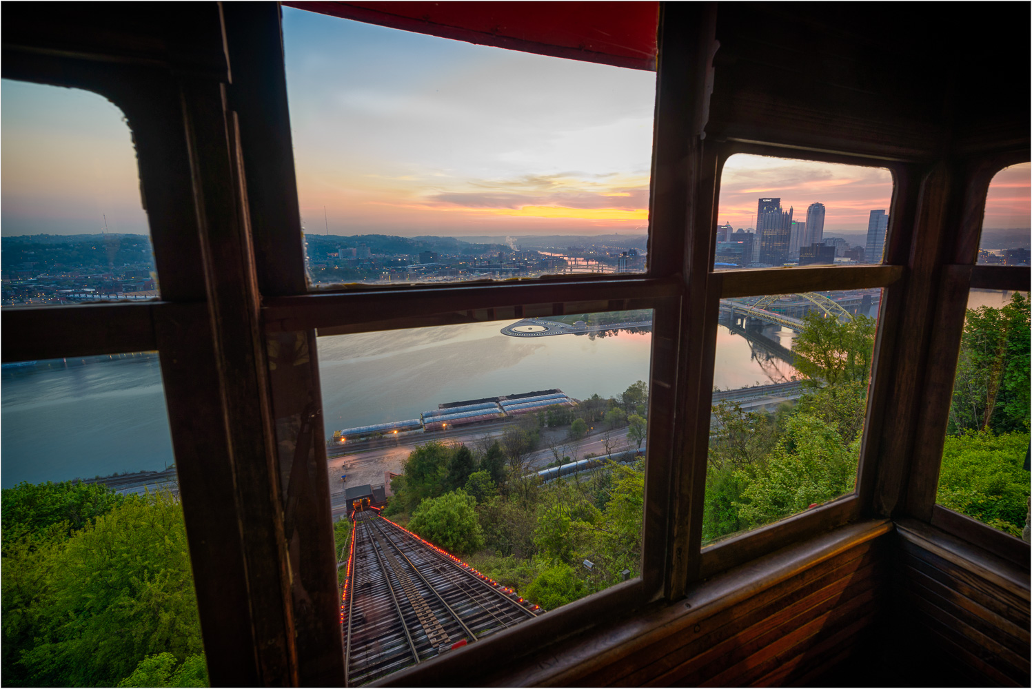 Sunrise-From-The-Duquesne-Incline.jpg