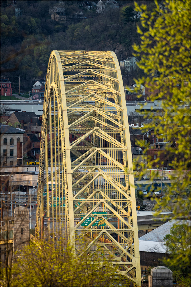 The-Arch-Over-The-Ohio.jpg