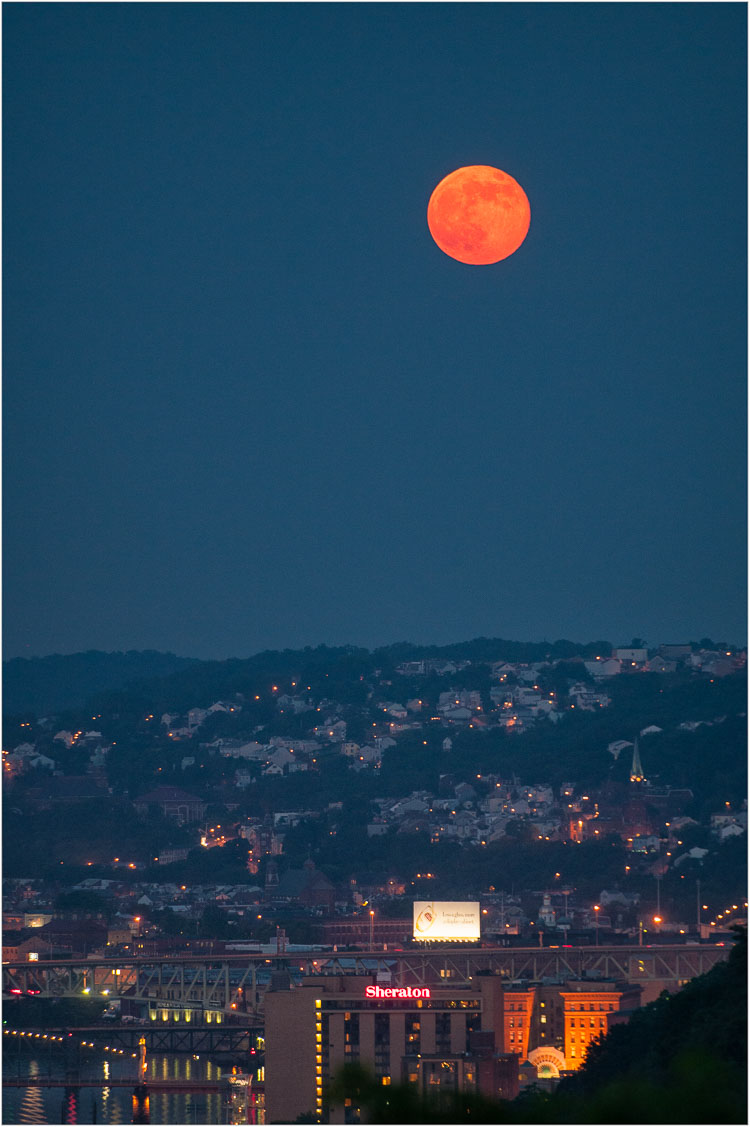 Supermoon-Over-The-Southside.jpg