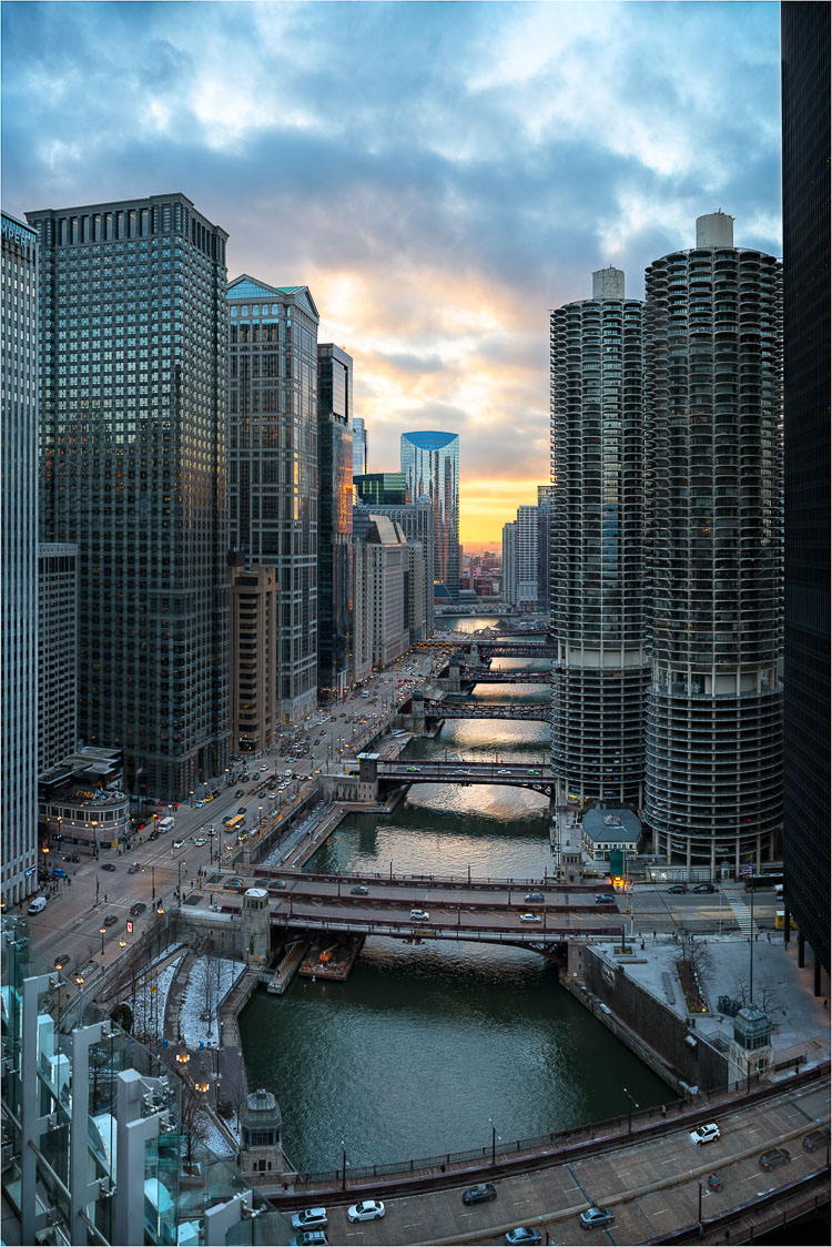 Sunset-On-The-Heart-Of-Chicago.jpg