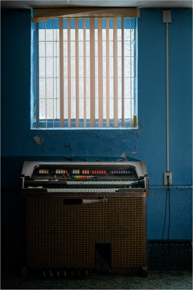 Play-Me-Some-Blues.jpg