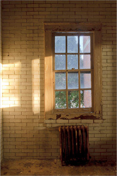 Western-Center---Gynmasium-radiator-and-window.jpg