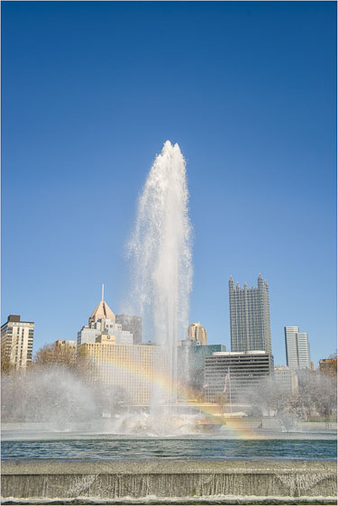 Fountain-Rainbows.jpg