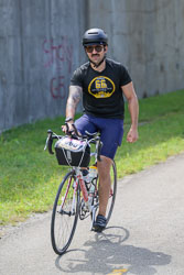 GIVE UP Trash Bag Century 2025