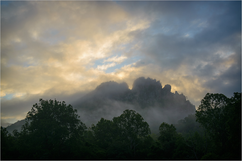 Misty-Sunrise-At-Seneca-Rocks.jpg